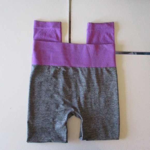 💖Purple Ombre workout/leggings - Picture 5 of 6